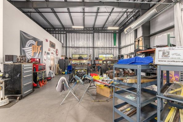 1700 E Robin Ln, Phoenix, AZ 85024